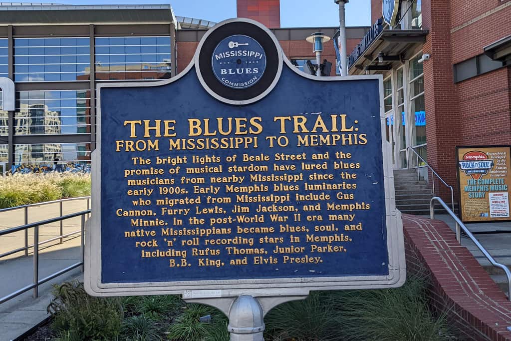 5 Things to do in Downtown Memphis 2 Blues-trail