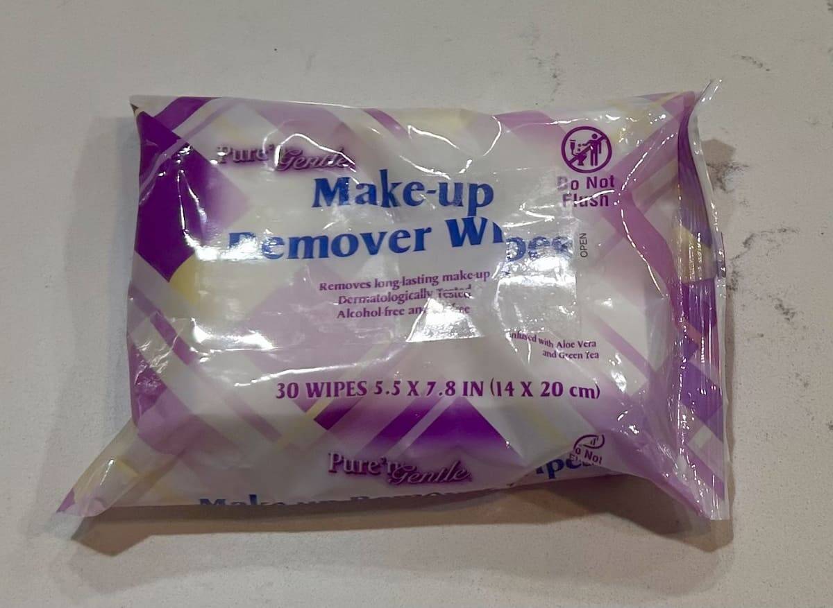 Awesome Stocking Stuffers for Moms 2 Makeup Wipes