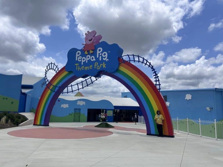 Peppa Pig Theme Park 43 Peppa Pig Theme Park DFW