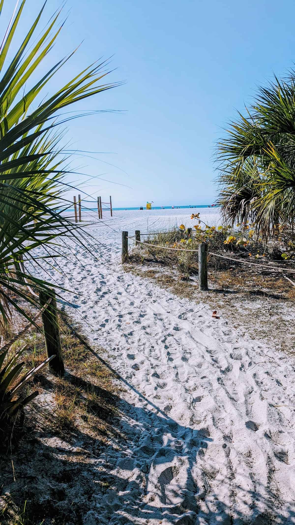 6 Best Things to Do in Sarasota 9 siesta key beach entrance