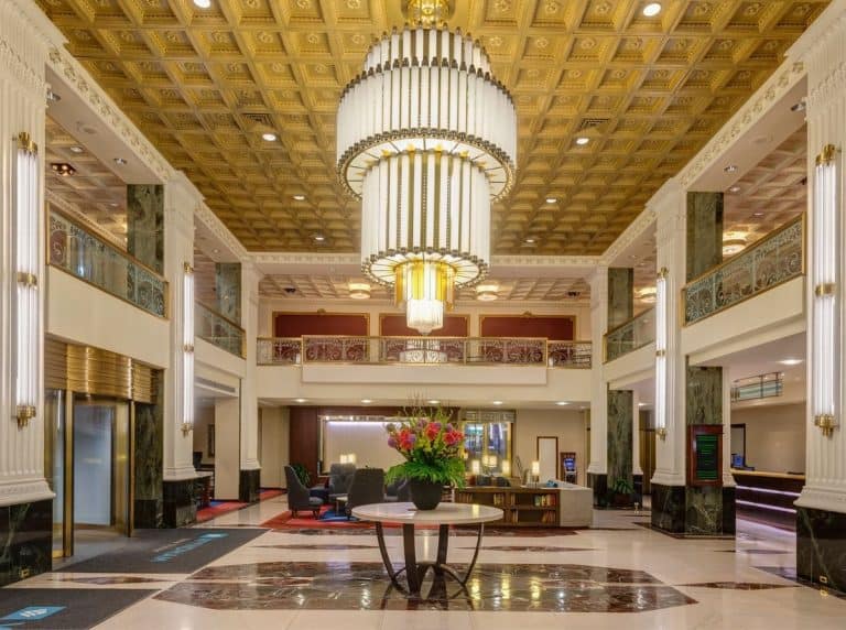 The New Yorker hotel - NYC 32 The New Yorker Hotel